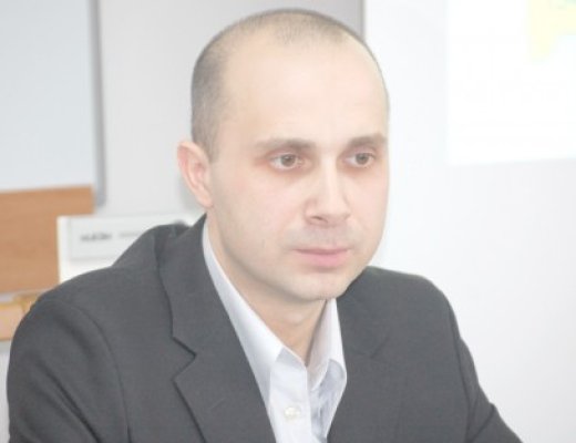 Consilierul Petre îi cere ministrului Culturii să împiedice evacuarea artiştilor de la Oleg Danovski